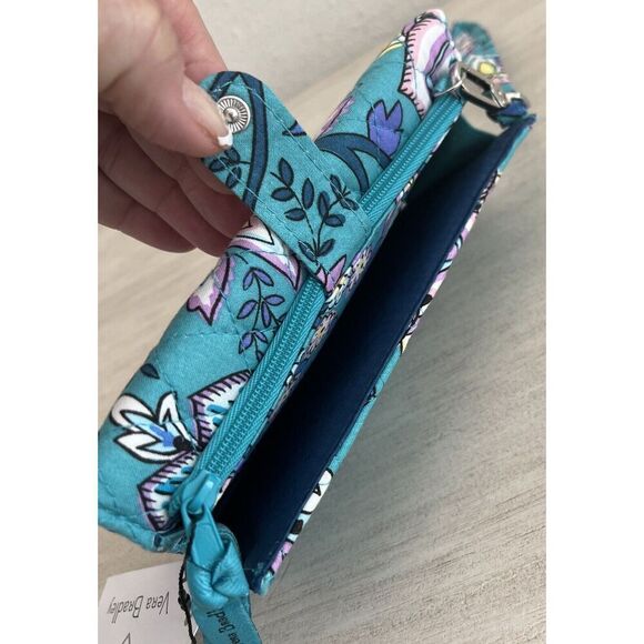 Vera Bradley RFID Smartphone Wristlet Peacock Garden NWT - Picture 3 of 6